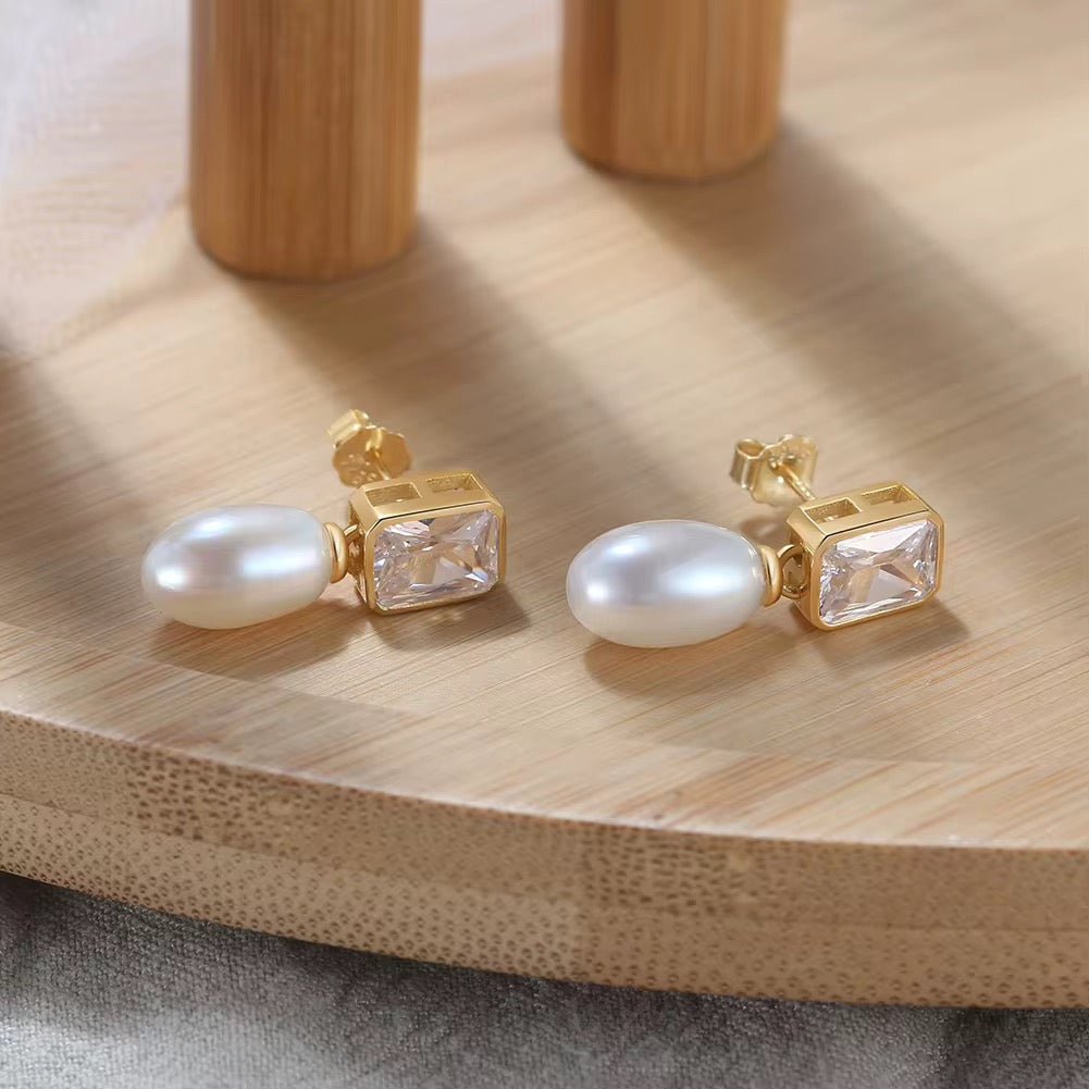 Lumiere Pearl Drop Earrings