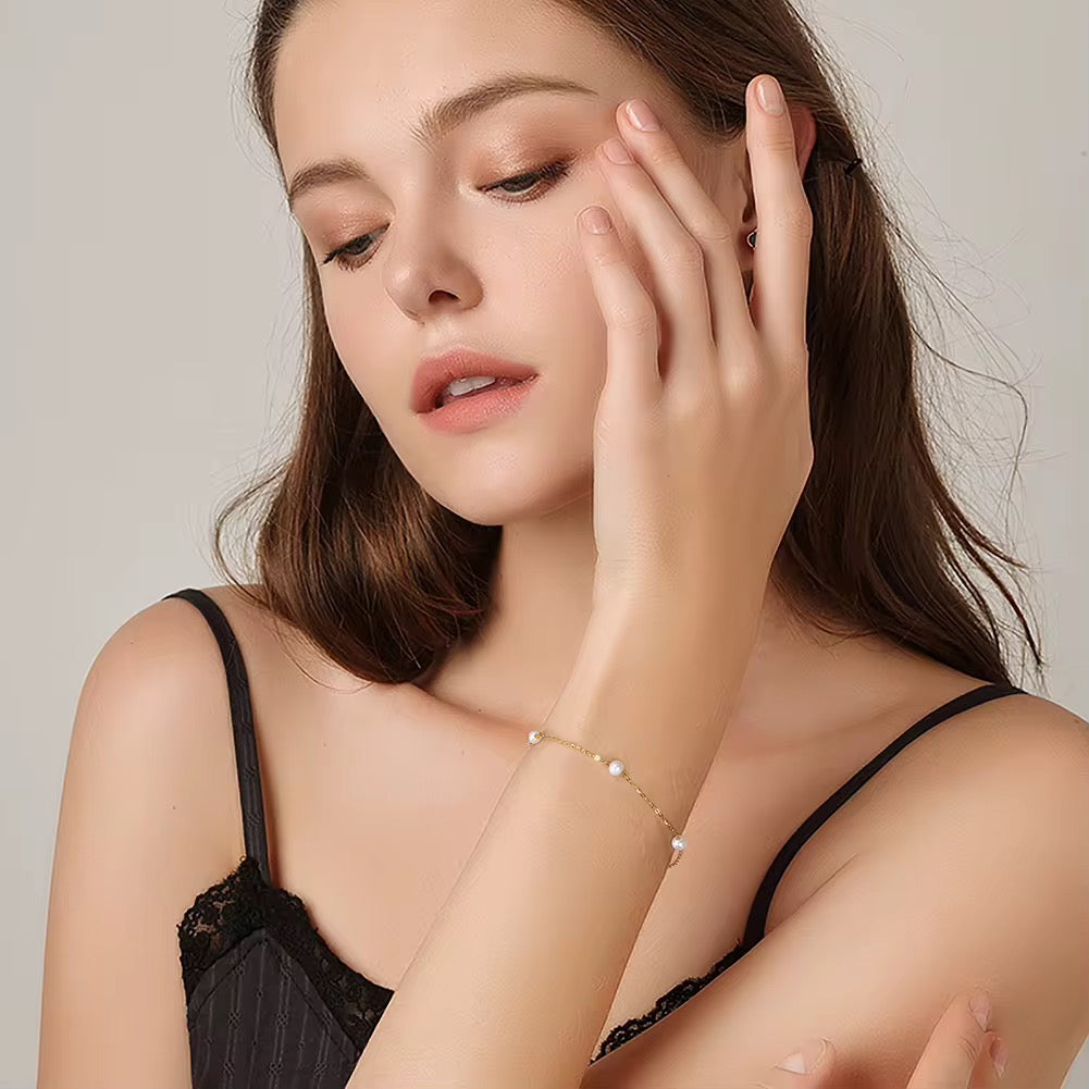 Isla Mini Pearl Bracelet