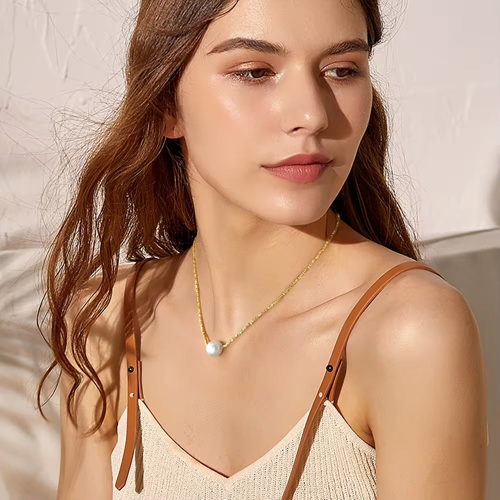 Golden Pearl necklace